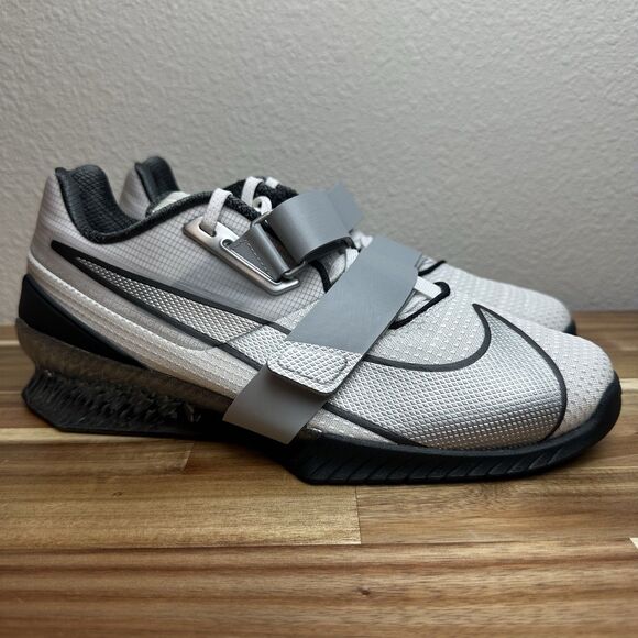 Nike Romaleos 4 SE FZ8663-100 - White/Metallic Silver-Anthracite/Wolf Grey Sz 10 - Picture 1 of 6